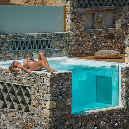 Onar Suites & Villas كارافوستاسيس المظهر الخارجي الصورة
